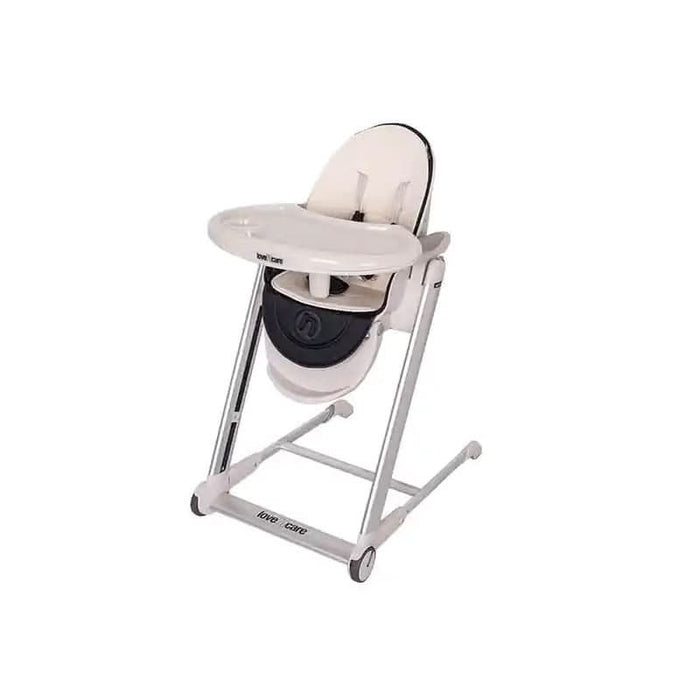 Close-up of the Pandora Highchair's adjustable footrest and leg divider for unmatched safety