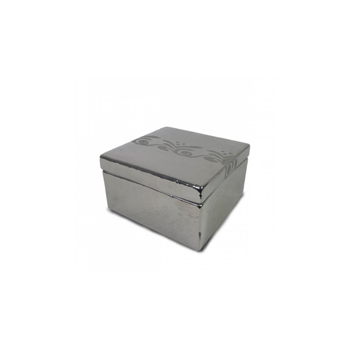 Sophisticated Silver Keepsake Box, Designed to Add a Shimmer of Elegance to Your Keepsakes
