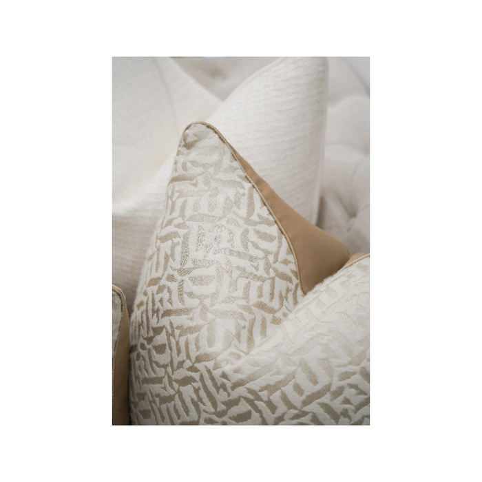 Golden Modern Pattern White Base Elegant Cushion